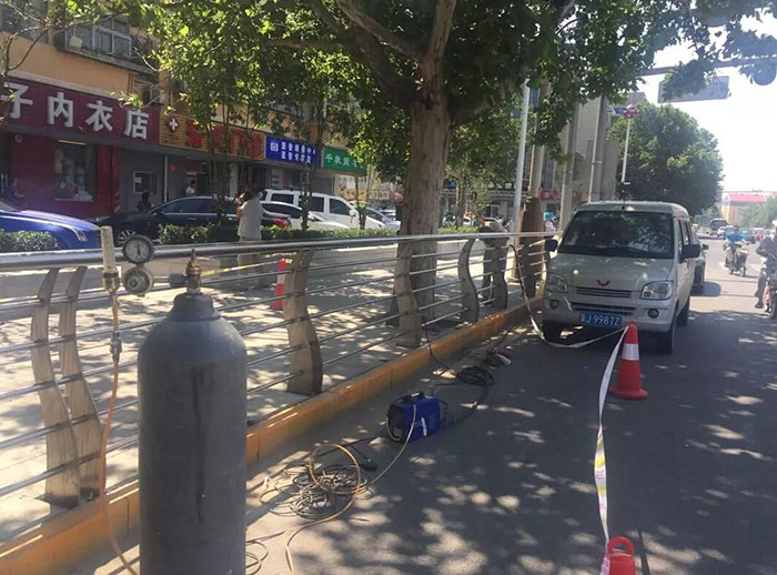 北京不锈钢道路护栏